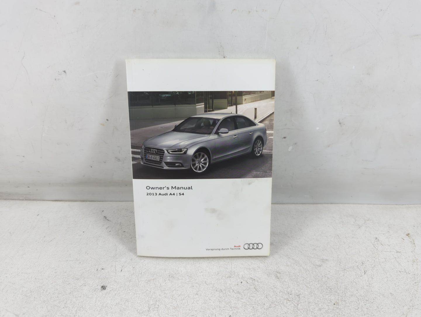 2013 Audi A4 Owners Manual Book Guide P/N:131 561 8K0 22 OEM Used Auto Parts - Oemusedautoparts1.com