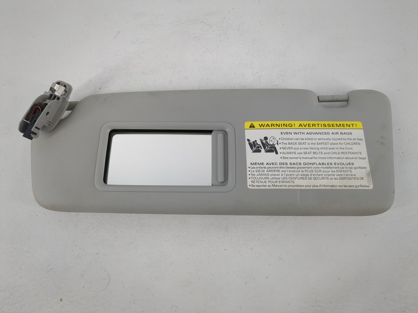 2013-2016 Audi A4 Sun Visor Shade Replacement Driver Left Mirror Fits Fits 2013 2014 2015 2016 OEM Used Auto Parts - Oemused