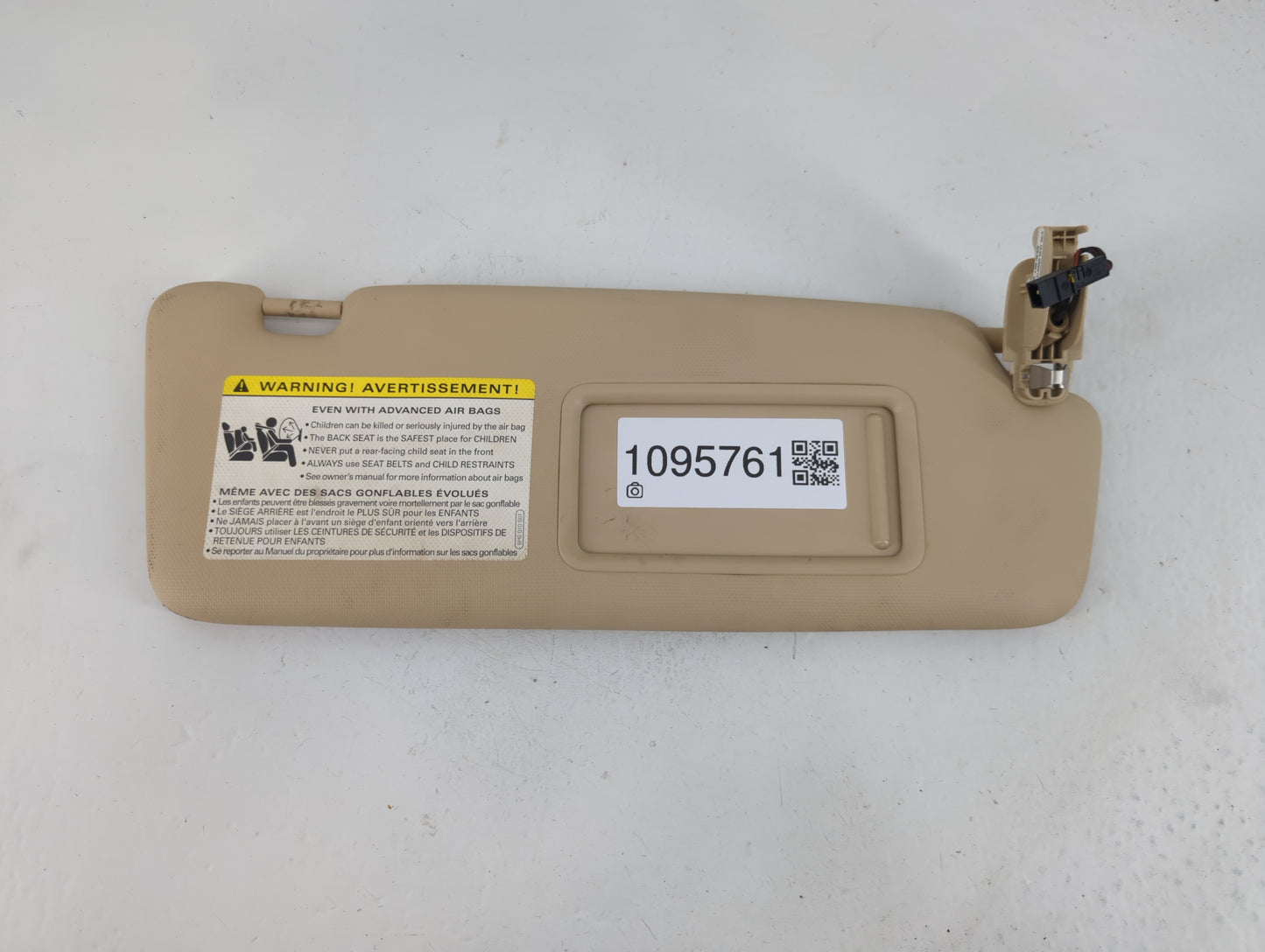 2013-2016 Audi A4 Sun Visor Shade Replacement Passenger Right Mirror Fits Fits 2013 2014 2015 2016 OEM Used Auto Parts - Oem