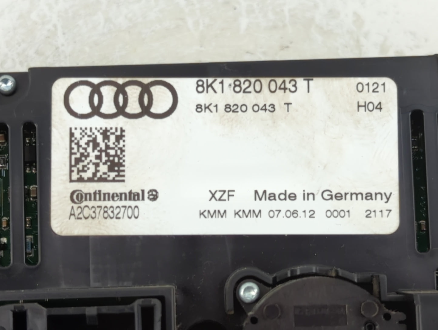 2013-2016 Audi A4 Climate Control Module Temperature AC/Heater Replacement P/N:8K1 820 043 T Fits Fits 2013 2014 2015 2016 2