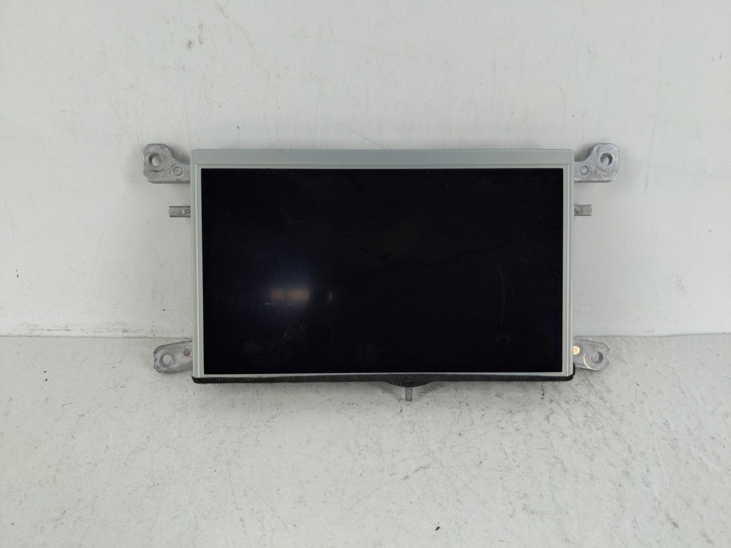 2013-2016 Audi A4 Information Display Screen - Oemusedautoparts1.com