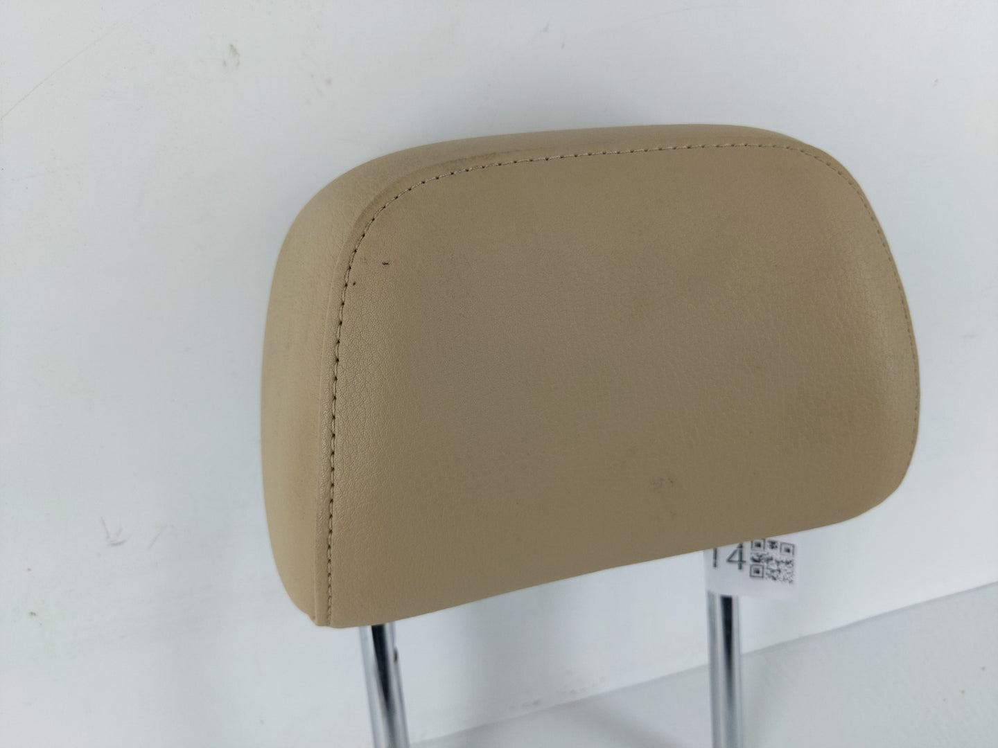 2010-2013 Audi A4 Headrest Head Rest Rear Center Seat Fits Fits 2010 2011 2012 2013 OEM Used Auto Parts - Oemusedautoparts1.