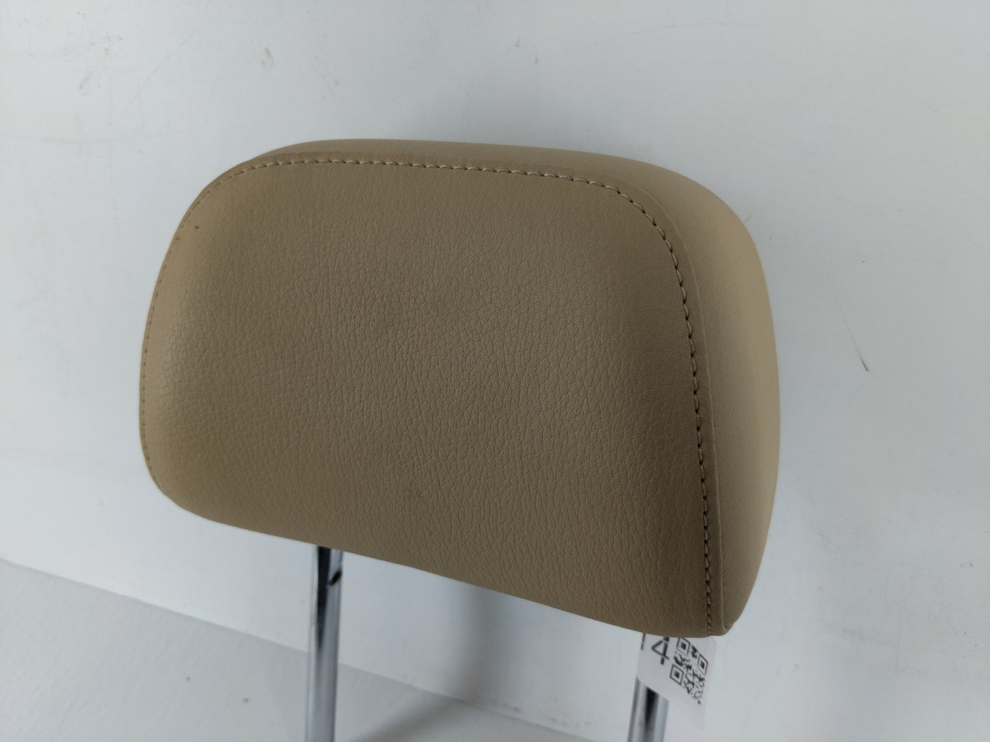 2010-2013 Audi A4 Headrest Head Rest Rear Center Seat Fits Fits 2010 2011 2012 2013 OEM Used Auto Parts - Oemusedautoparts1.