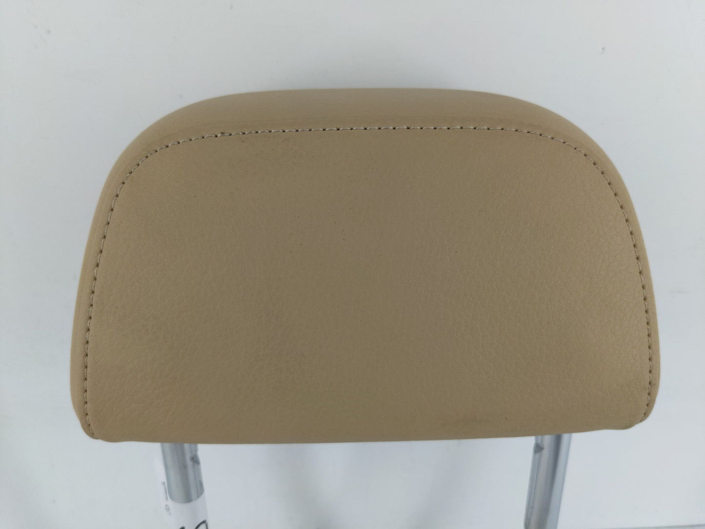 2010-2013 Audi A4 Headrest Head Rest Rear Center Seat Fits Fits 2010 2011 2012 2013 OEM Used Auto Parts - Oemusedautoparts1.
