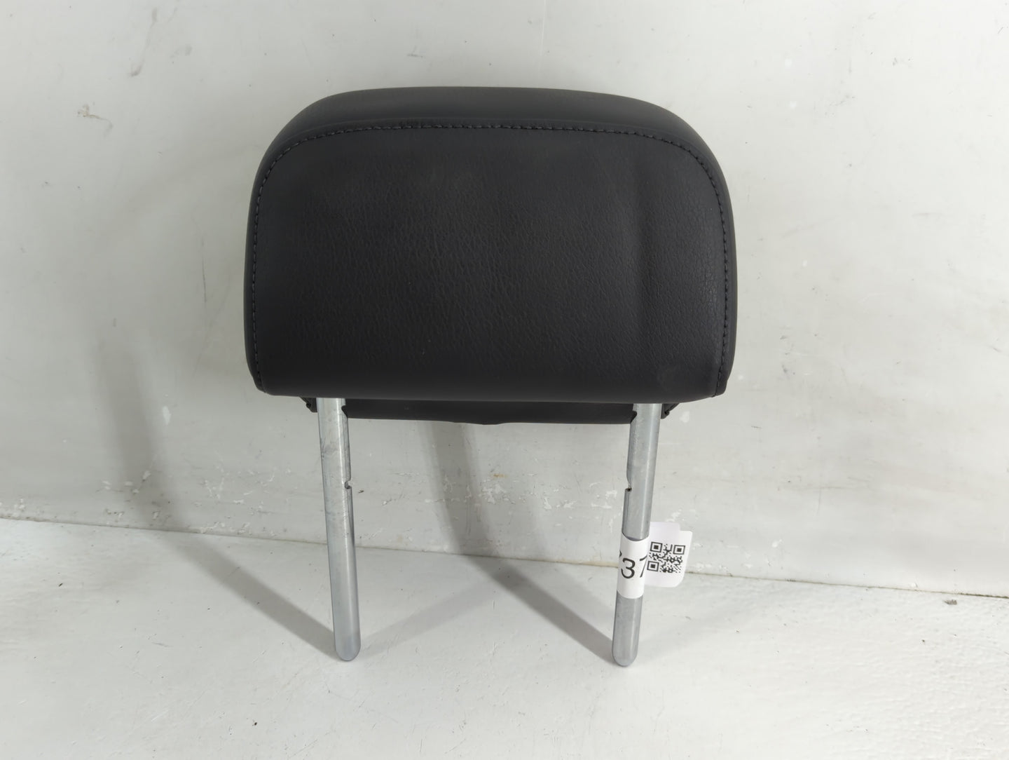 2013 Audi A4 Headrest Head Rest Rear Seat Fits OEM Used Auto Parts - Oemusedautoparts1.com