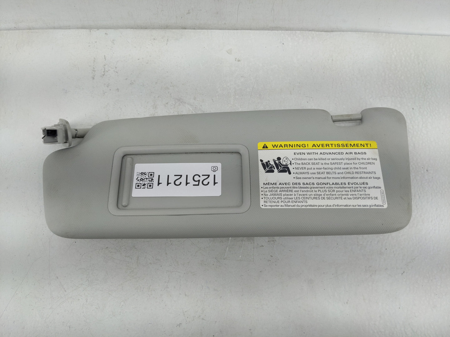 2013-2016 Audi A4 Sun Visor Shade Replacement Driver Left Mirror Fits Fits 2013 2014 2015 2016 OEM Used Auto Parts - Oemused