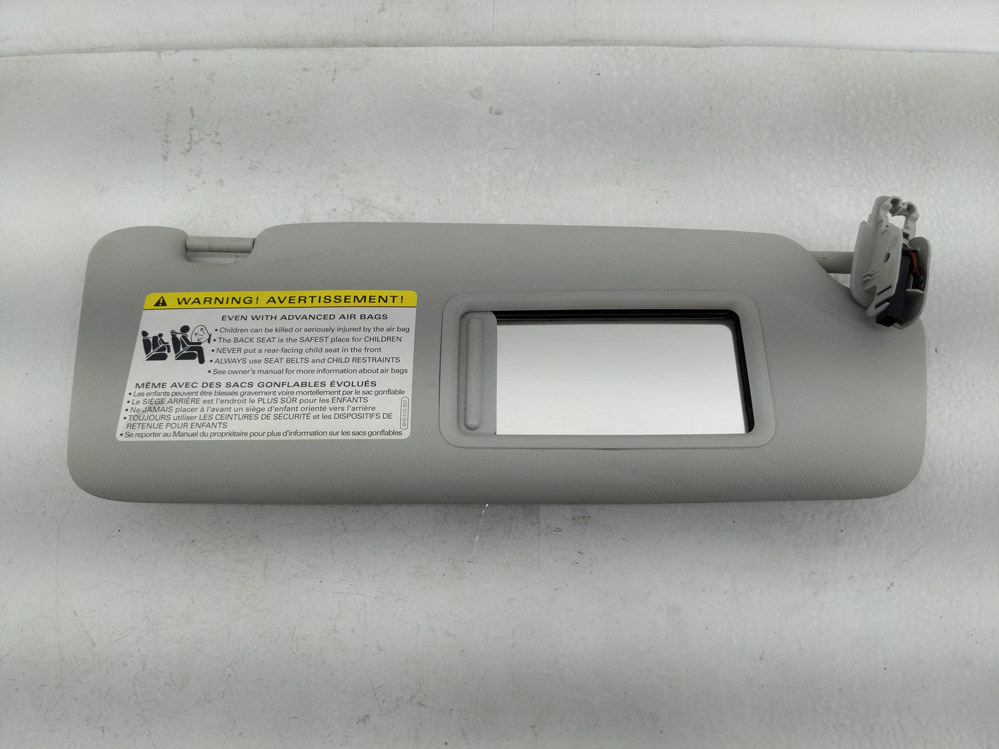 2013-2016 Audi A4 Sun Visor Shade Replacement Passenger Right Mirror Fits Fits 2013 2014 2015 2016 OEM Used Auto Parts - Oem