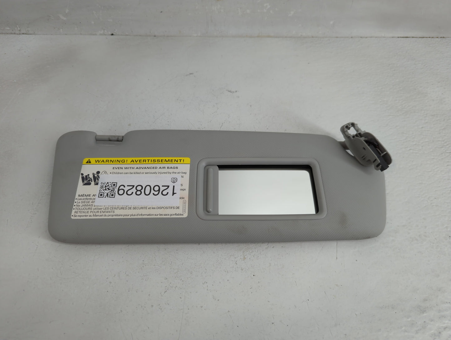 2013-2016 Audi A4 Sun Visor Shade Replacement Passenger Right Mirror Fits Fits 2013 2014 2015 2016 OEM Used Auto Parts - Oem