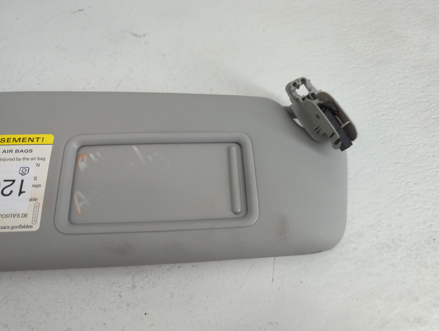 2013-2016 Audi A4 Sun Visor Shade Replacement Passenger Right Mirror Fits Fits 2013 2014 2015 2016 OEM Used Auto Parts - Oem