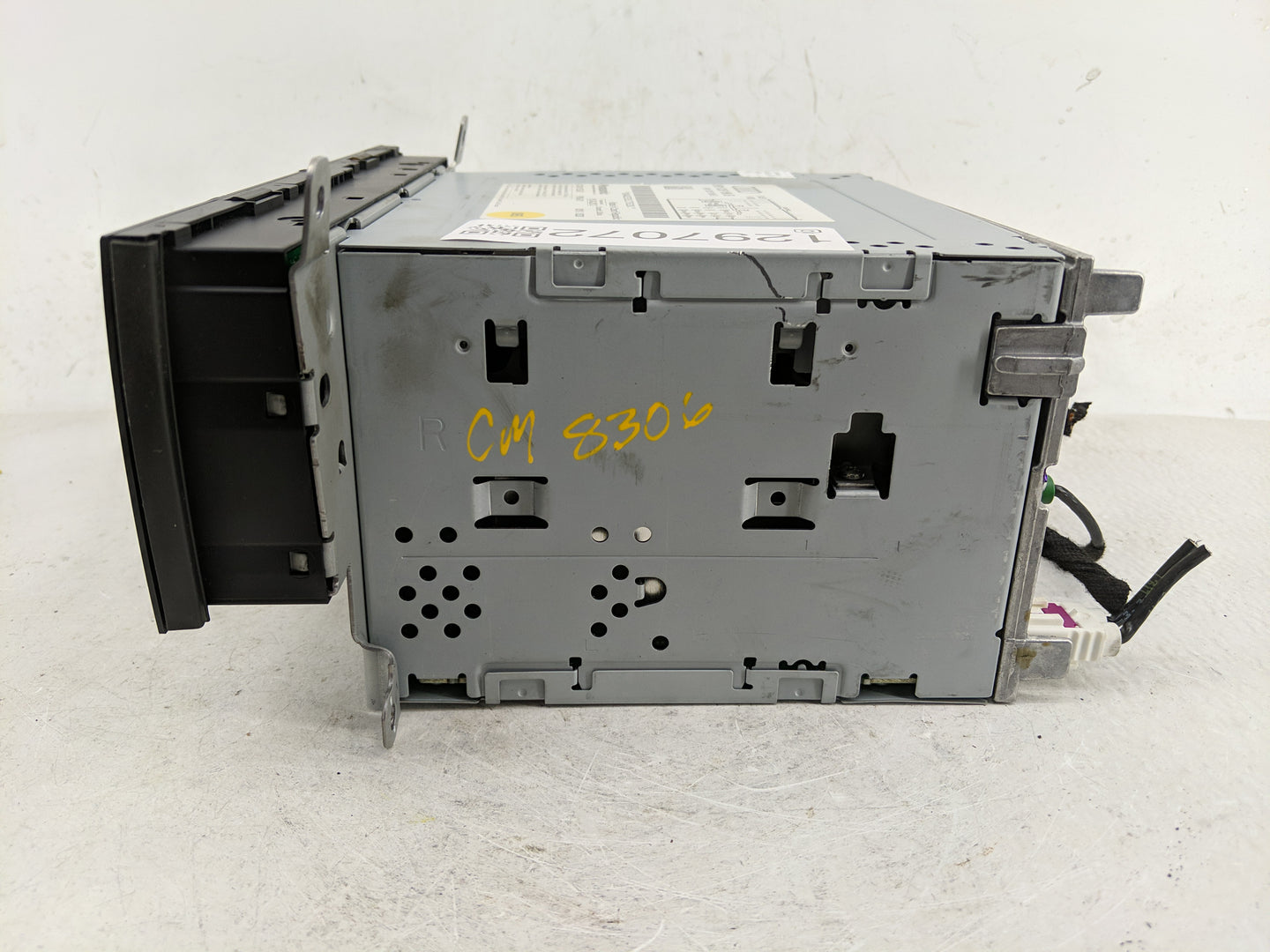 2013-2016 Audi A4 Radio AM FM Cd Player Receiver Replacement P/N:8R1 035 186 B Fits Fits 2013 2014 2015 2016 OEM Used Auto P