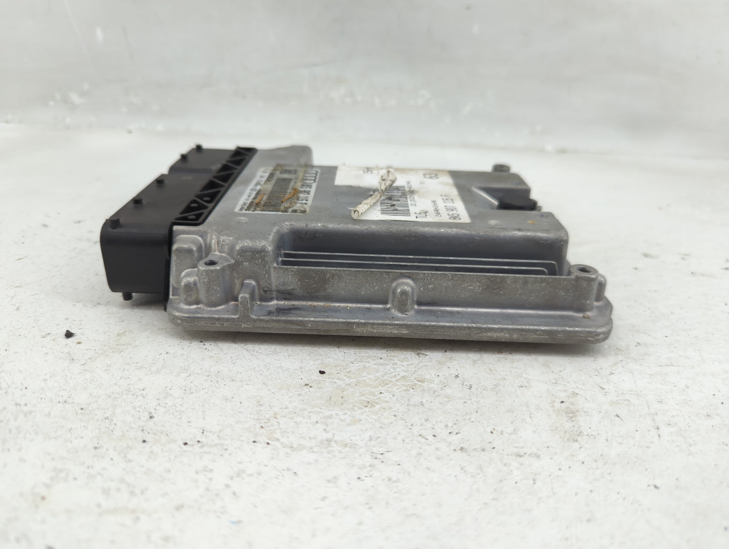 2013-2016 Audi A4 PCM Engine Control Computer ECU ECM PCU OEM P/N:8K5 907 115 F Fits Fits 2013 2014 2015 2016 OEM Used Auto 