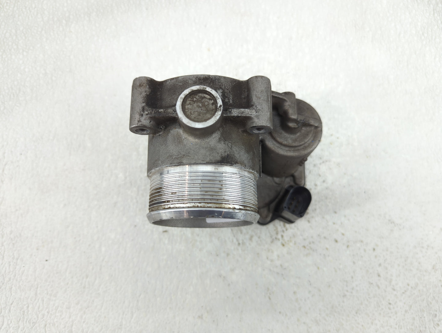 2005-2016 Audi A4 Throttle Body P/N:06F 133 062 Q Fits OEM Used Auto Parts - Oemusedautoparts1.com