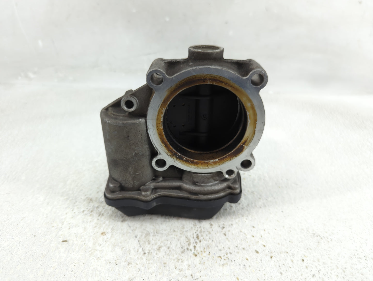 2005-2016 Audi A4 Throttle Body P/N:06F 133 062 Q Fits OEM Used Auto Parts - Oemusedautoparts1.com