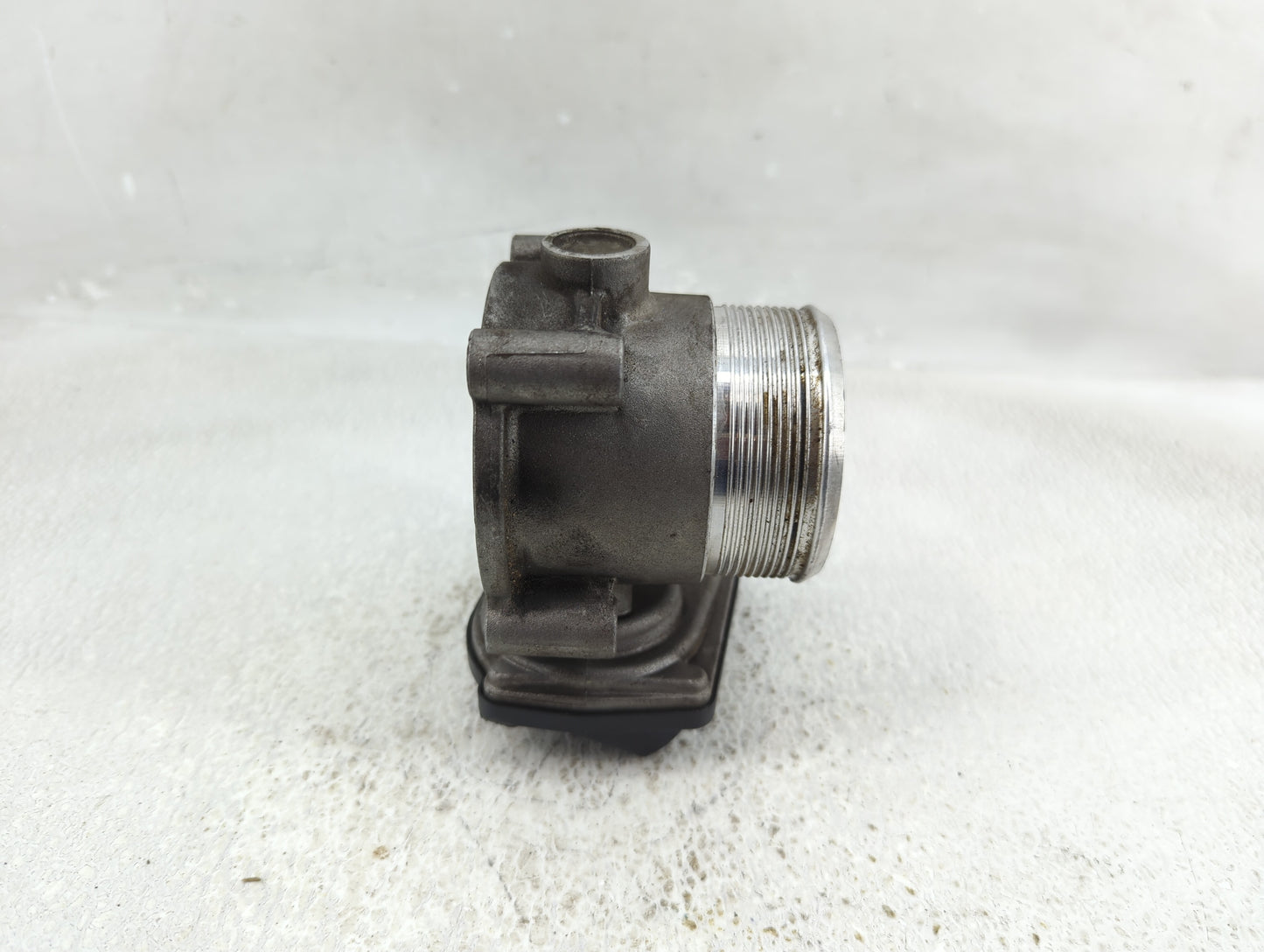 2005-2016 Audi A4 Throttle Body P/N:06F 133 062 Q Fits OEM Used Auto Parts - Oemusedautoparts1.com