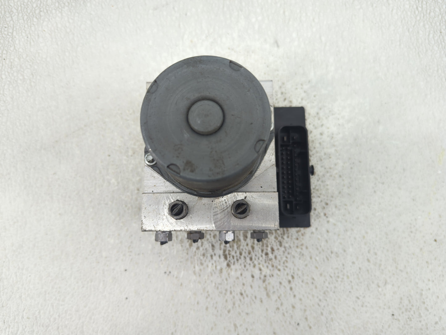 2013 Audi A4 ABS Pump Control Module Replacement P/N:8K0 614 51 0 265 239 345 Fits OEM Used Auto Parts - Oemusedautoparts1.c