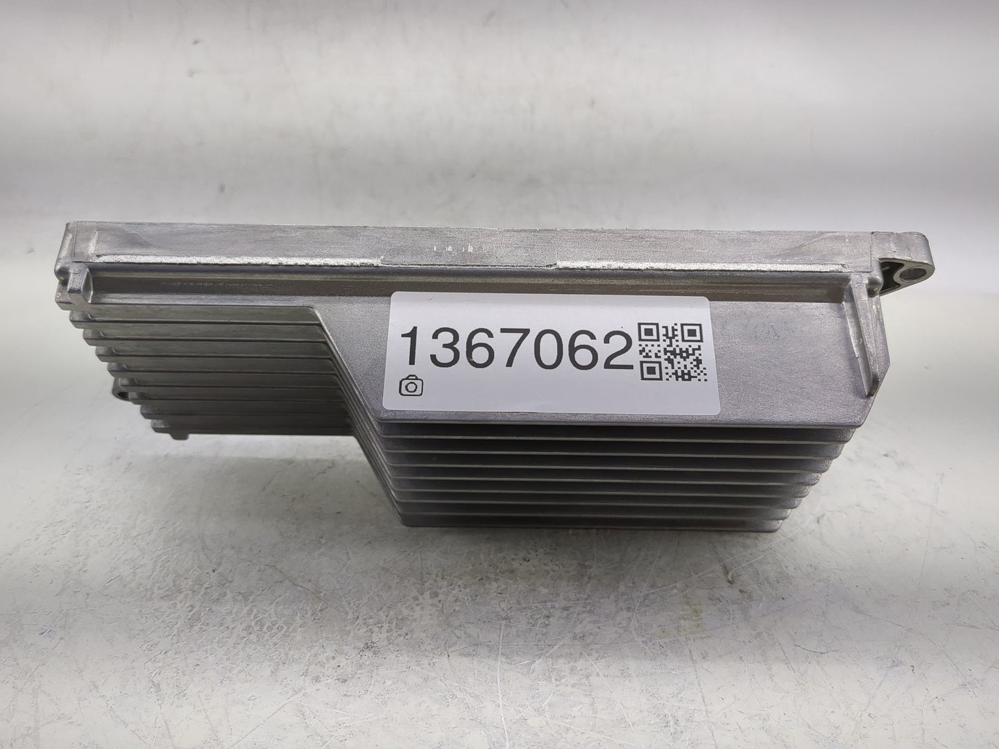 2013-2016 Audi A4 Radio AM FM Cd Player Receiver Replacement P/N:8R1035223A Fits Fits 2013 2014 2015 2016 OEM Used Auto Part