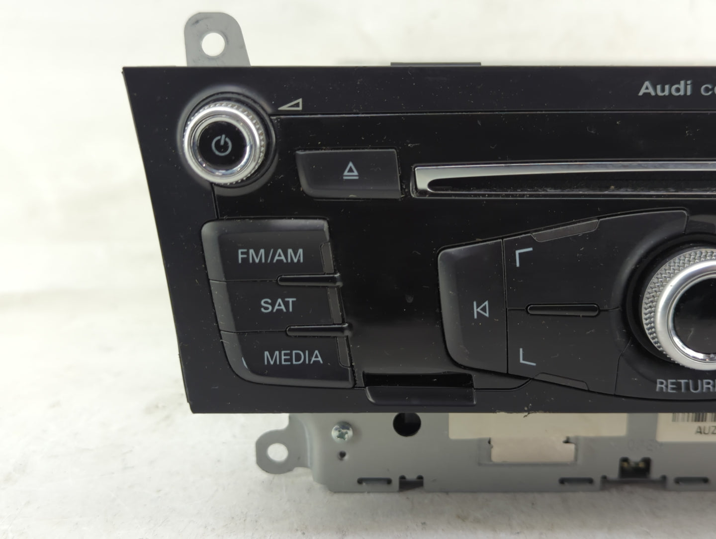 2013-2016 Audi A4 Radio AM FM Cd Player Receiver Replacement P/N:8R1 035 186 H Fits Fits 2013 2014 2015 2016 OEM Used Auto P