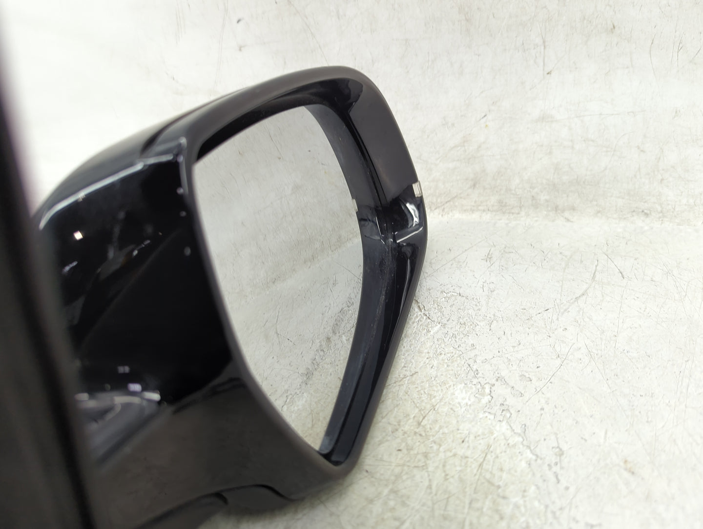 2012-2014 Audi A4 Passenger Side View Mirror - Right Door Mirror OEM Used - Oemusedautoparts1.com