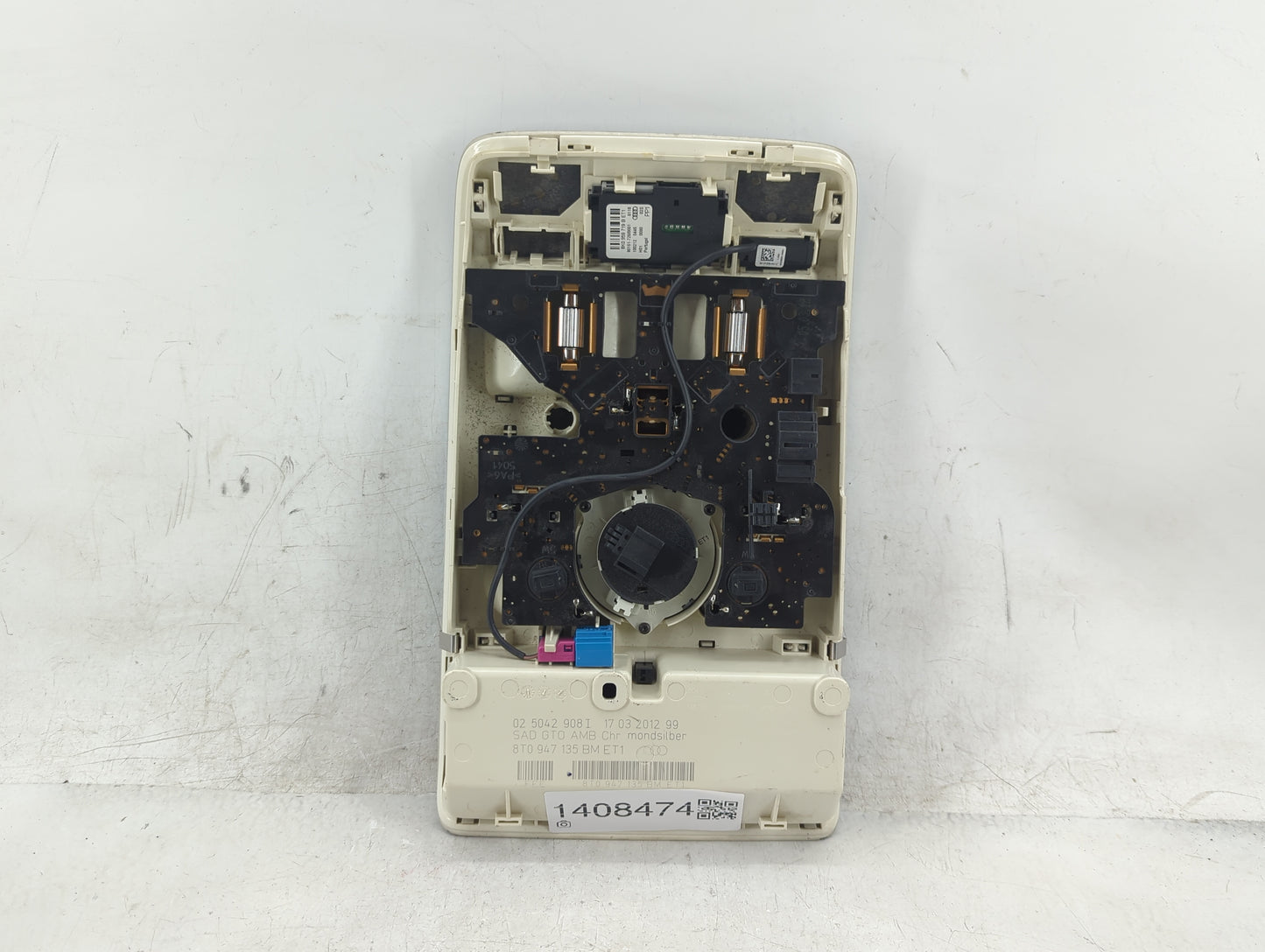 2013-2015 Audi A4 Overhead Roof Console 1408474 - Oemusedautoparts1.com