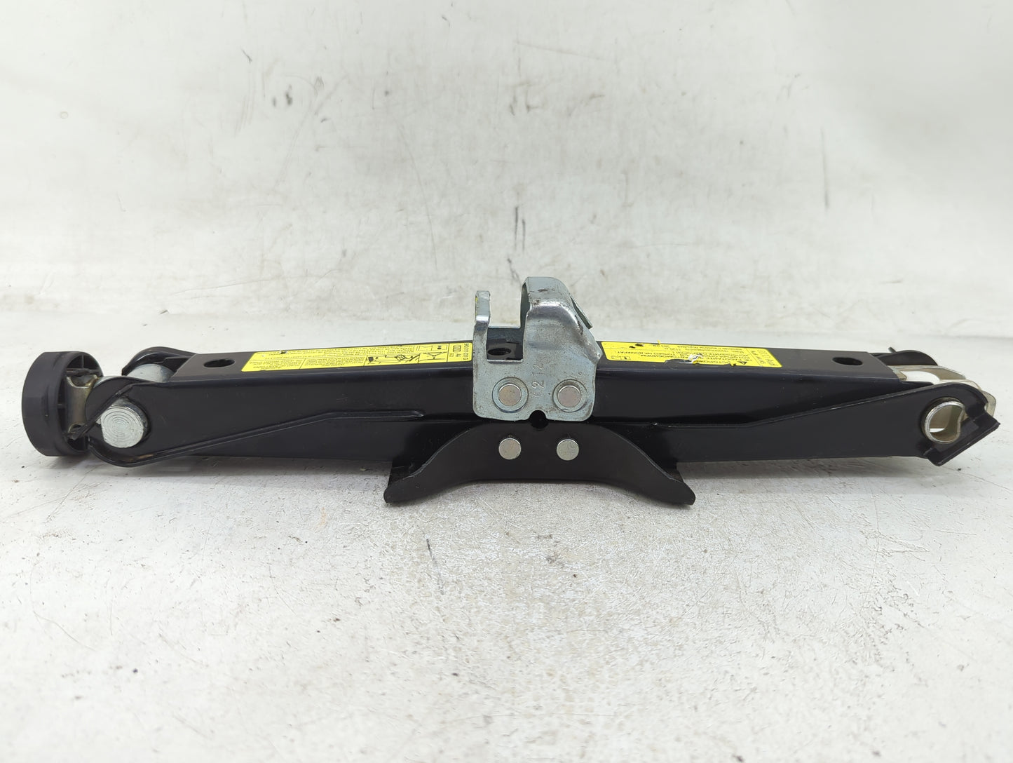 2013 Audi A4 Spare Scissor Car Jack - Oemusedautoparts1.com