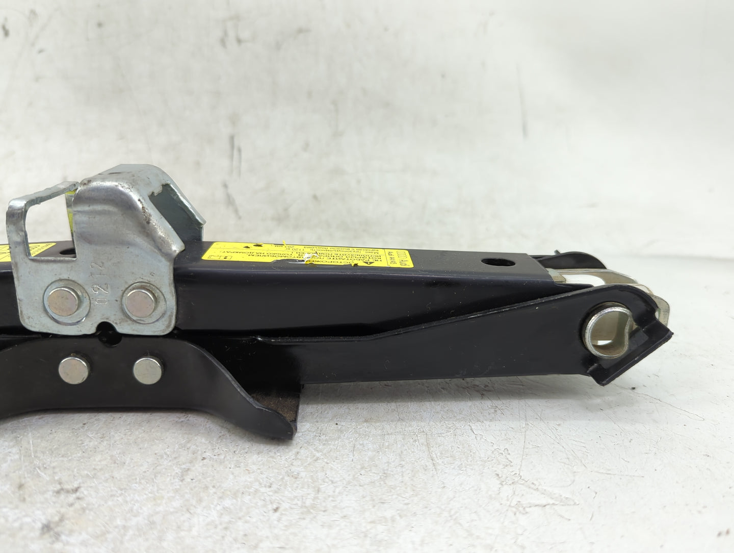 2013 Audi A4 Spare Scissor Car Jack - Oemusedautoparts1.com