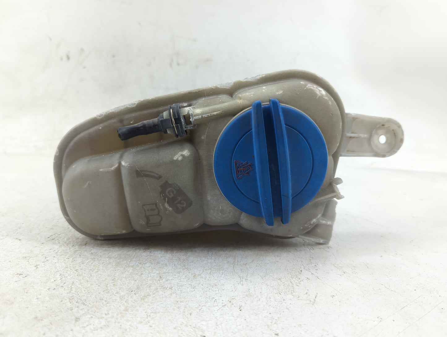 2013-2016 Audi A4 Radiator Coolant Overflow Expansion Tank Bottle 1409571 - Oemusedautoparts1.com