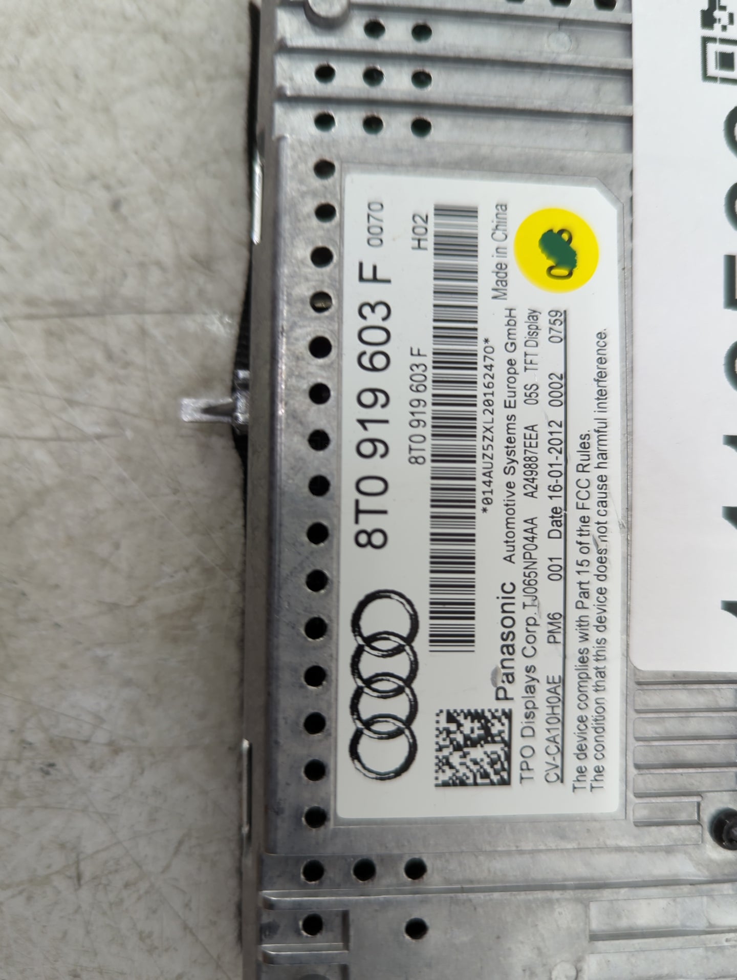 2013-2016 Audi A4 Information Display Screen - Oemusedautoparts1.com