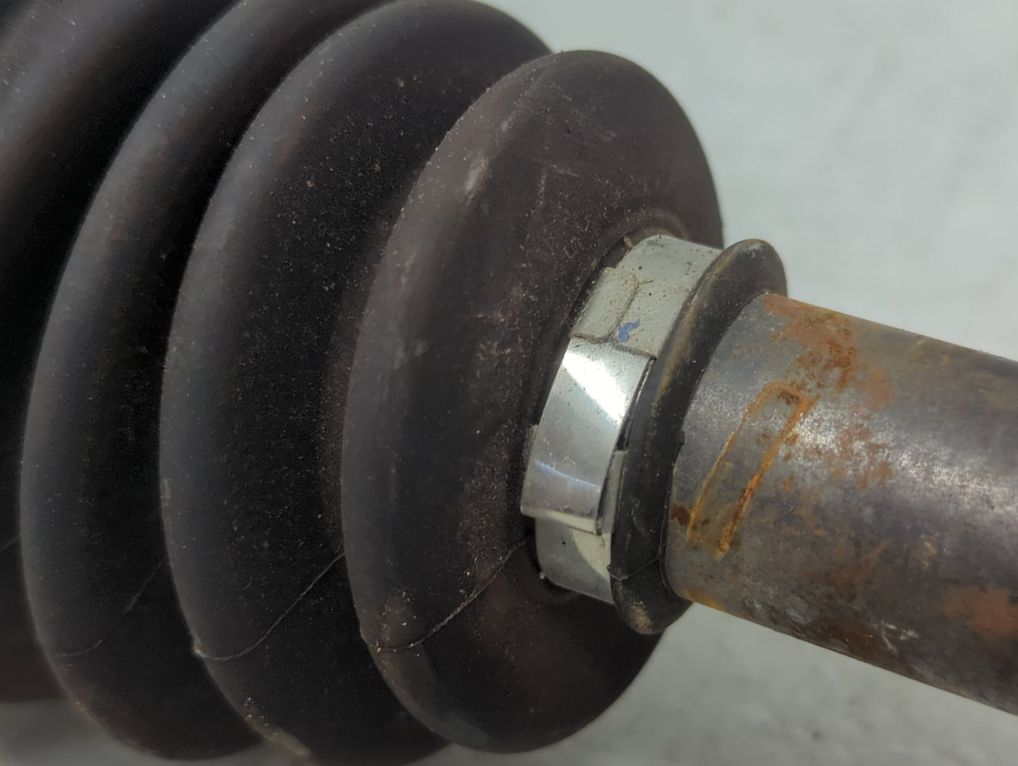 Audi A4 Axle Shaft Front Driver Cv C/v - Oemusedautoparts1.com