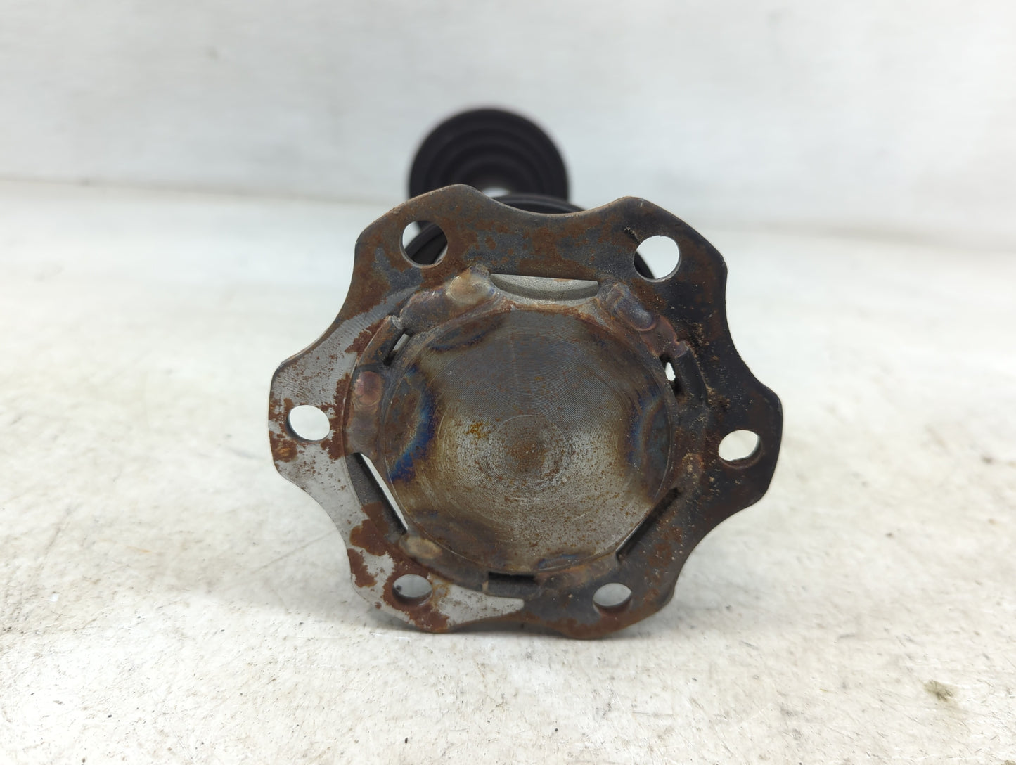 Audi A4 Axle Shaft Front Passenger Cv C/v - Oemusedautoparts1.com