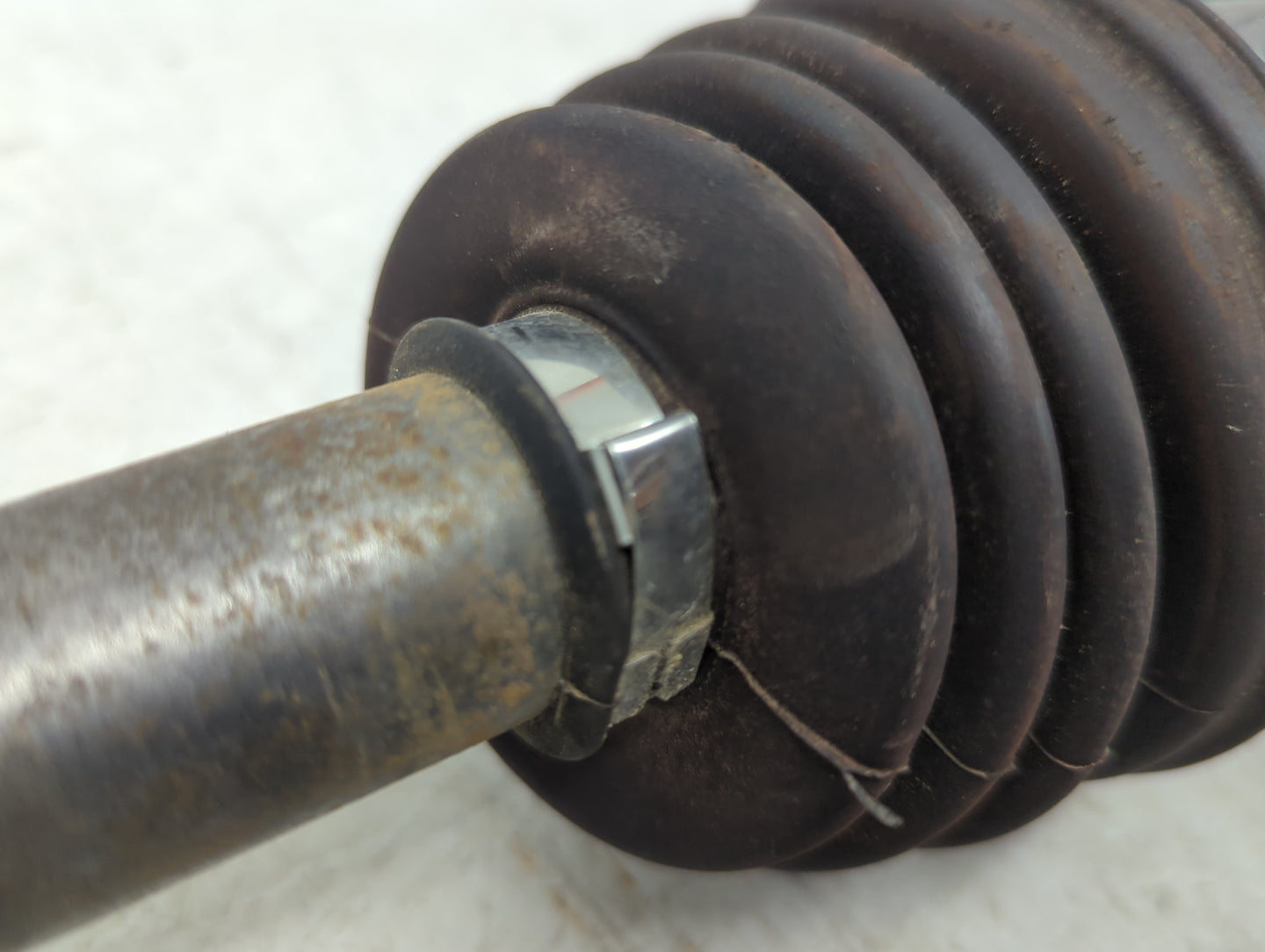 Audi A4 Axle Shaft Front Passenger Cv C/v - Oemusedautoparts1.com