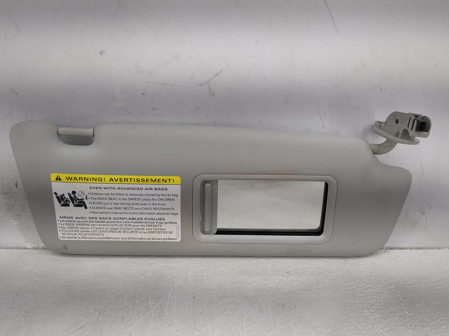 2013-2016 Audi A4 Sun Visor Shade Replacement Passenger Right Mirror Fits Fits 2013 2014 2015 2016 OEM Used Auto Parts - Oem
