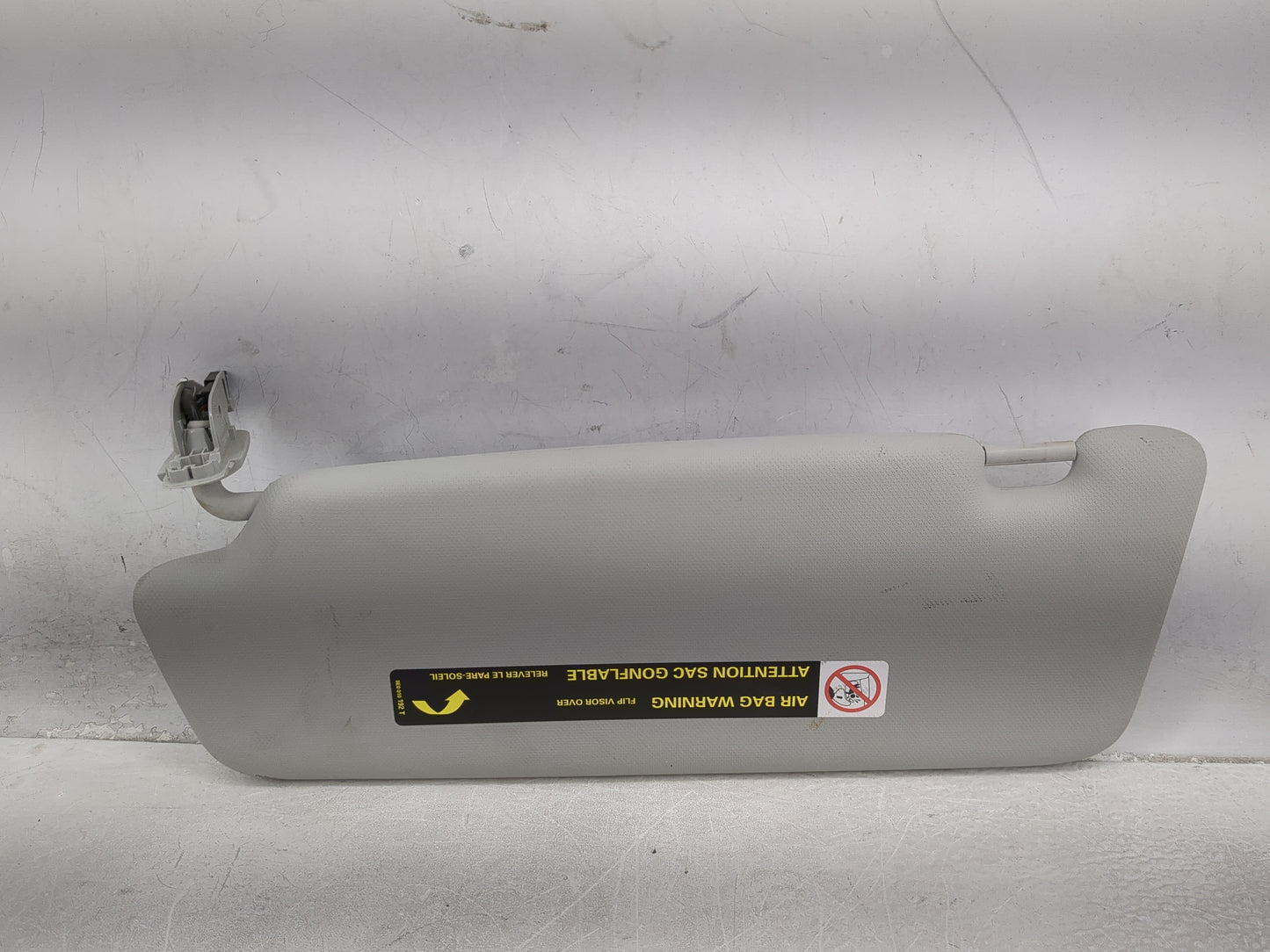 2013-2016 Audi A4 Sun Visor Shade Replacement Passenger Right Mirror Fits Fits 2013 2014 2015 2016 OEM Used Auto Parts - Oem