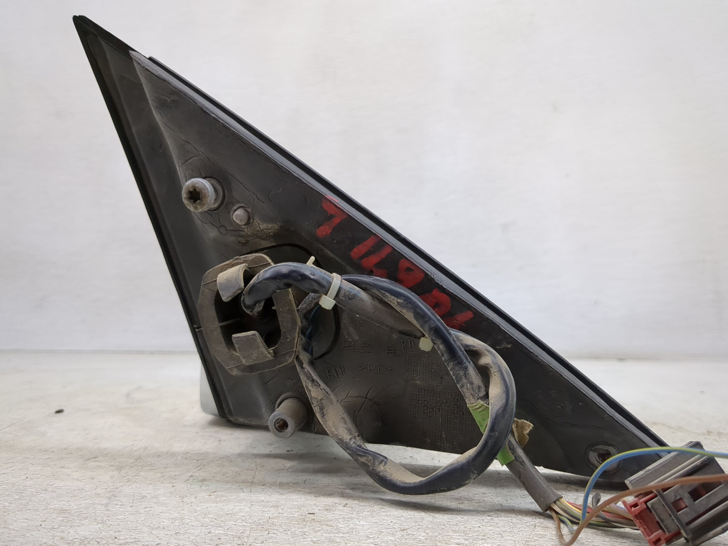 2010-2016 Audi A4 Driver Side View Mirror - Left Door Mirror OEM Used - Oemusedautoparts1.com
