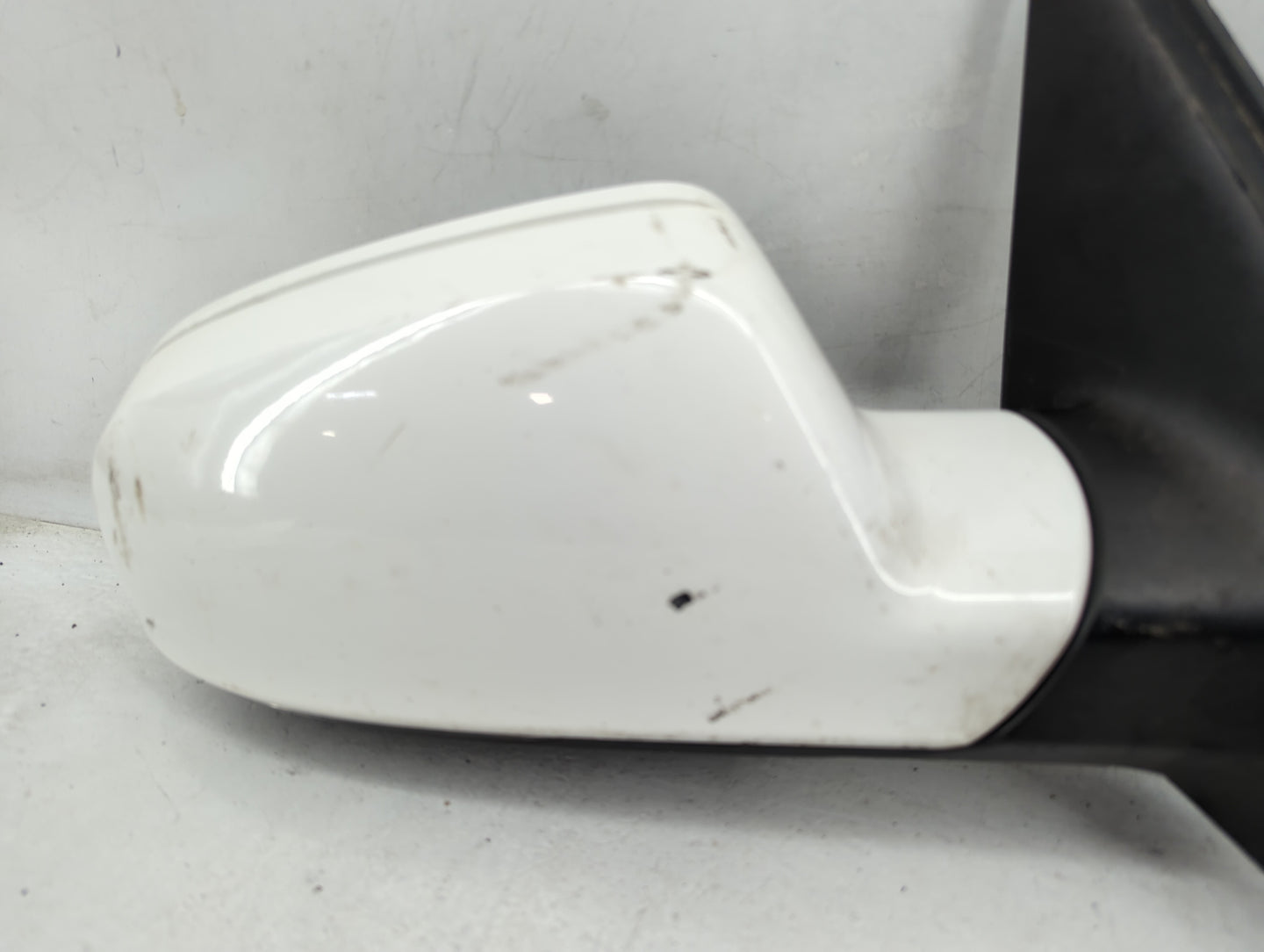 2010-2016 Audi A4 Passenger Side View Mirror - Right Door Mirror OEM Used - Oemusedautoparts1.com