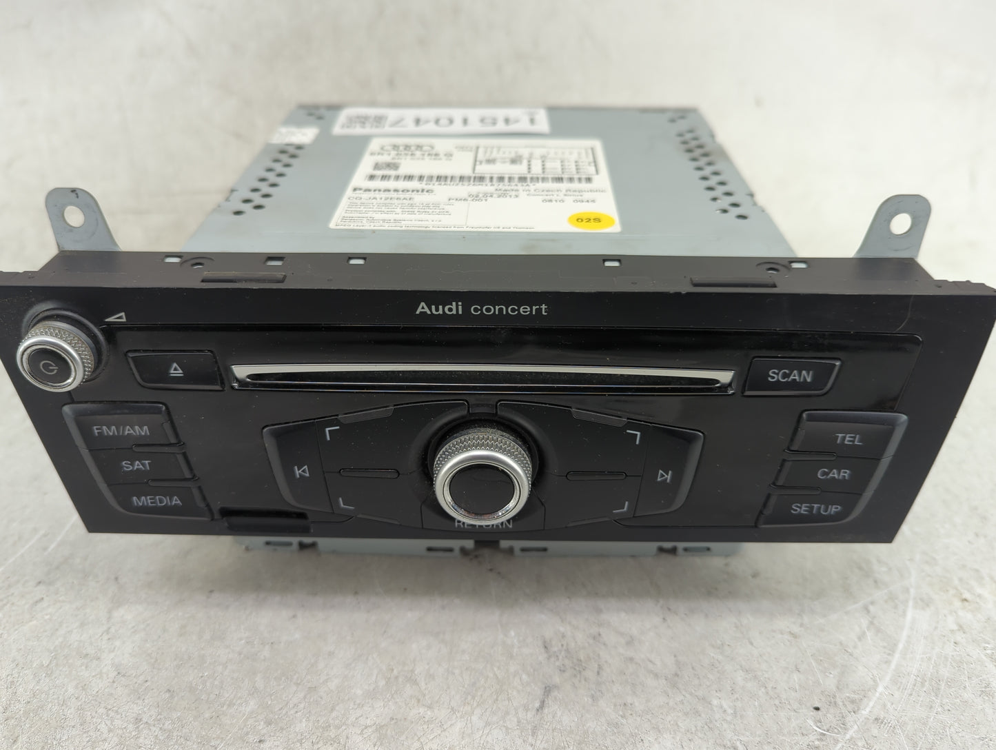 2013-2016 Audi A4 Radio AM FM Cd Player Receiver Replacement P/N:8R1035186Q CQ-JA12E6AE Fits Fits 2013 2014 2015 2016 OEM Us