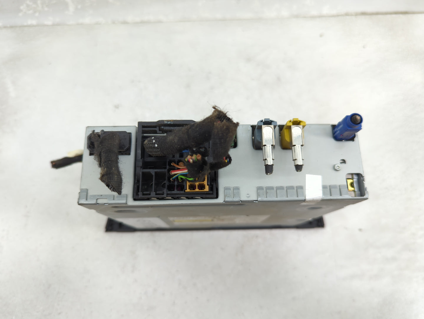 2013-2016 Audi A4 Radio AM FM Cd Player Receiver Replacement P/N:8R1035746C AD10-0169005 Fits OEM Used Auto Parts - Oemuseda