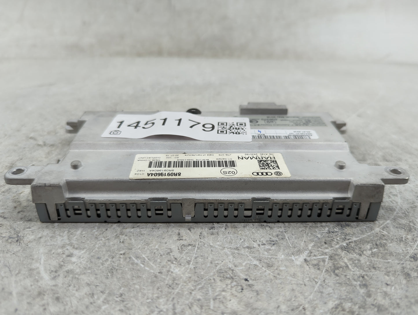 2013-2016 Audi A4 Information Display Screen - Oemusedautoparts1.com