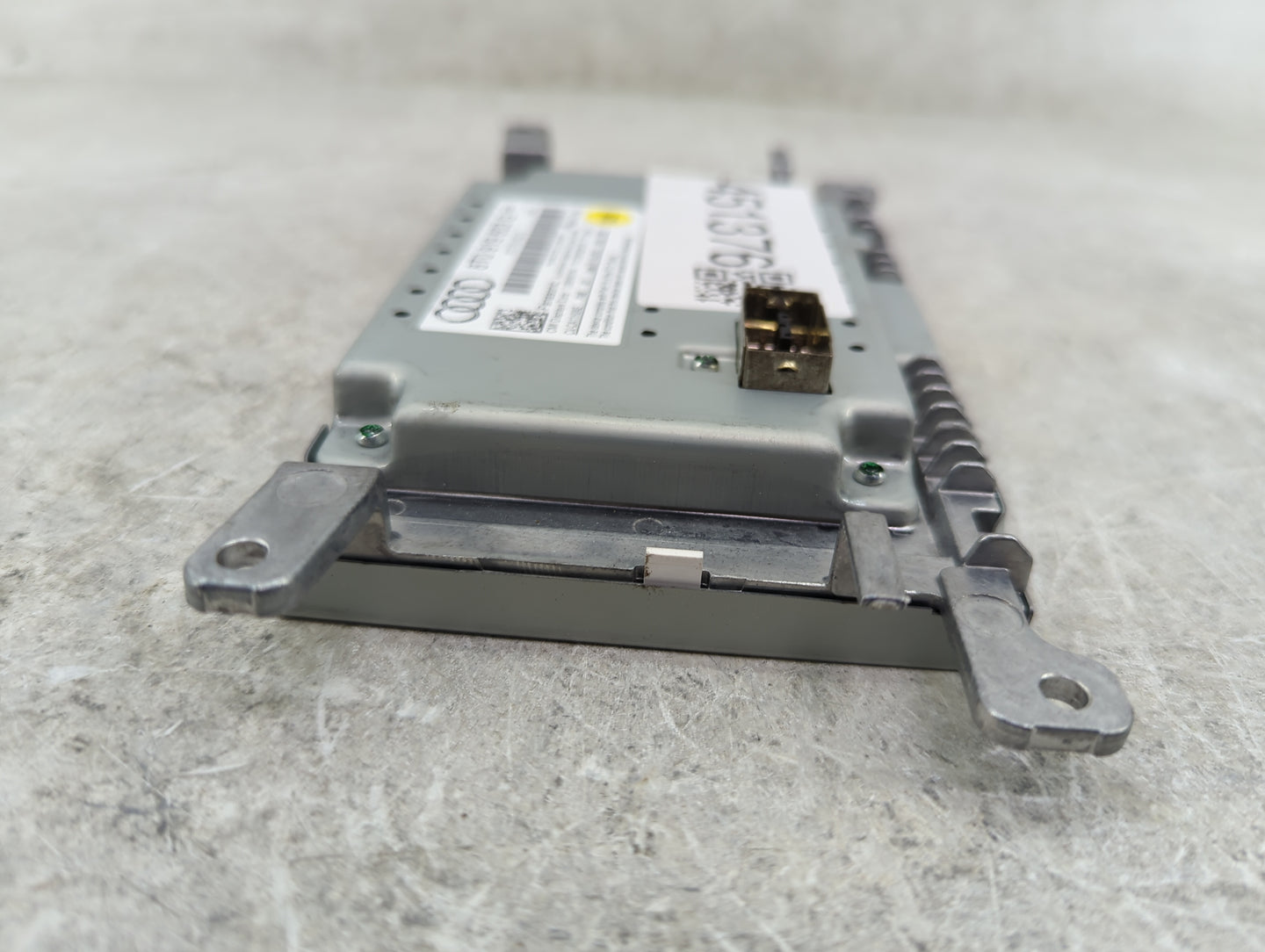 2013-2016 Audi A4 Information Display Screen - Oemusedautoparts1.com