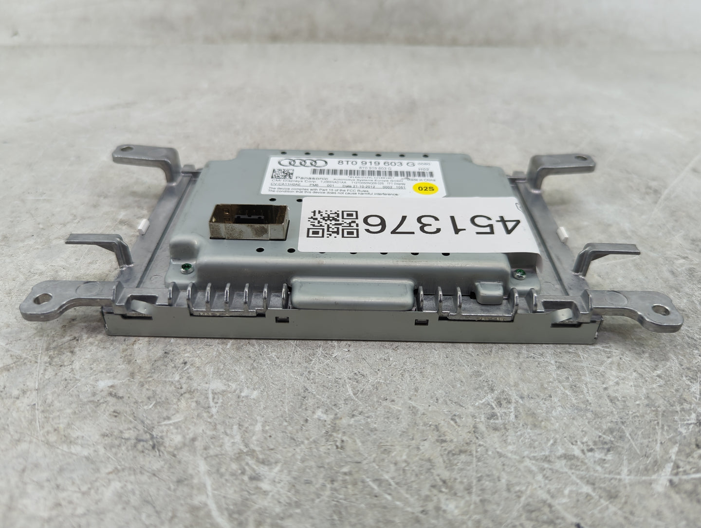 2013-2016 Audi A4 Information Display Screen - Oemusedautoparts1.com