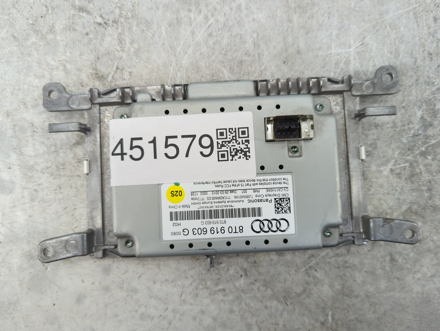 2009-2016 Audi A4 Information Display Screen - Oemusedautoparts1.com