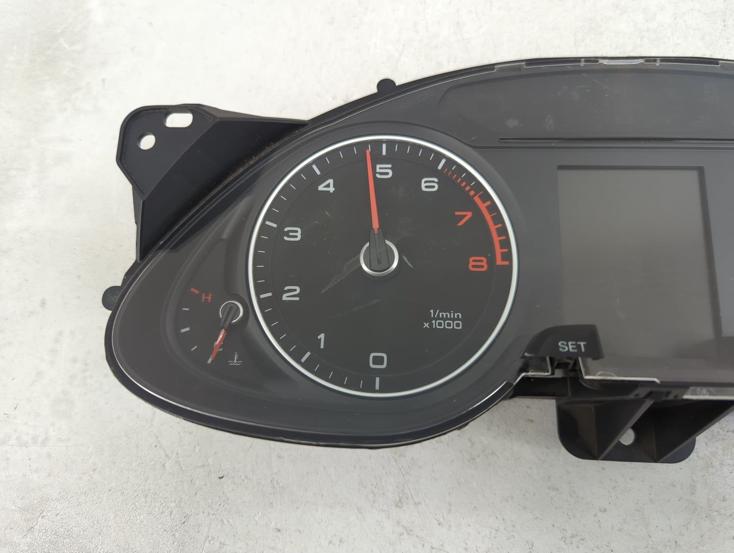 2013 Audi A4 Instrument Cluster Speedometer Gauges P/N:8K0920982D Miles:63K Fits OEM Used Auto Parts - Oemusedautoparts1.com