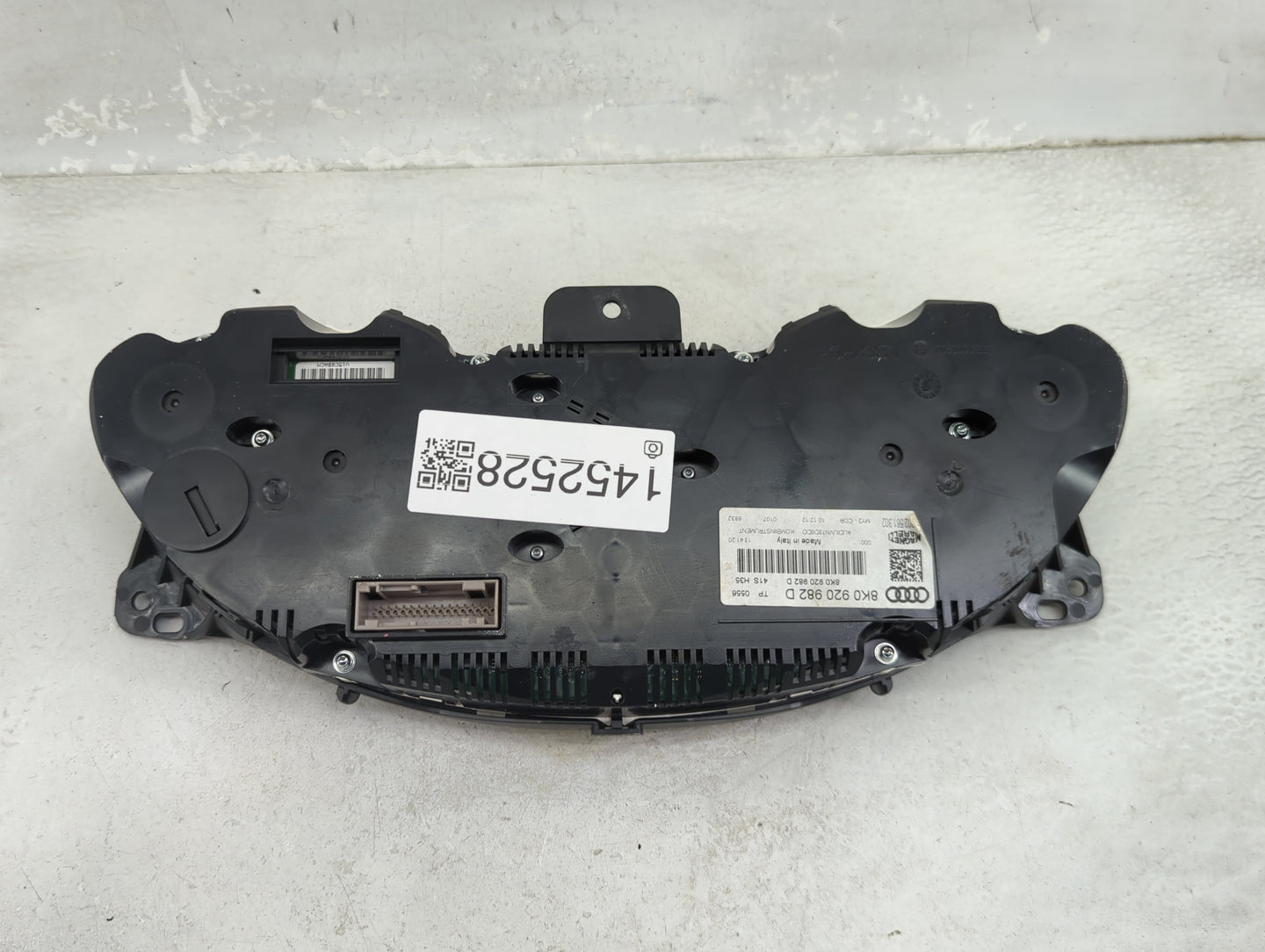 2013 Audi A4 Instrument Cluster Speedometer Gauges P/N:8K0920982D Miles:63K Fits OEM Used Auto Parts - Oemusedautoparts1.com
