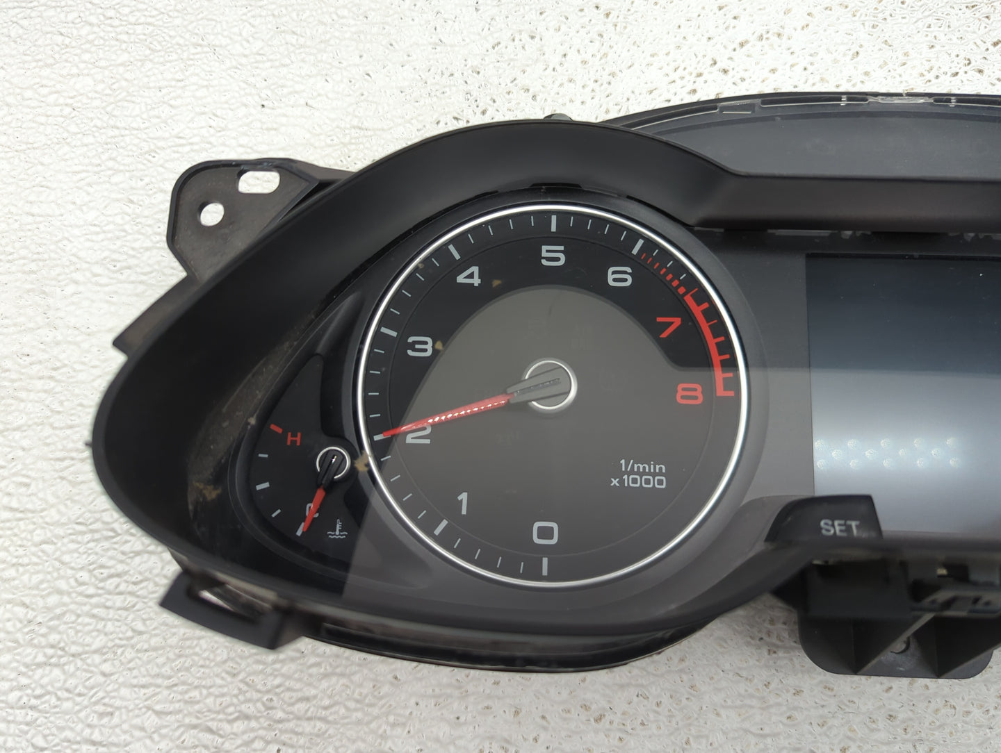 2013-2016 Audi A4 Instrument Cluster Speedometer Gauges P/N:8K0920950R 503002560402 Fits Fits 2013 2014 2015 2016 OEM Used A
