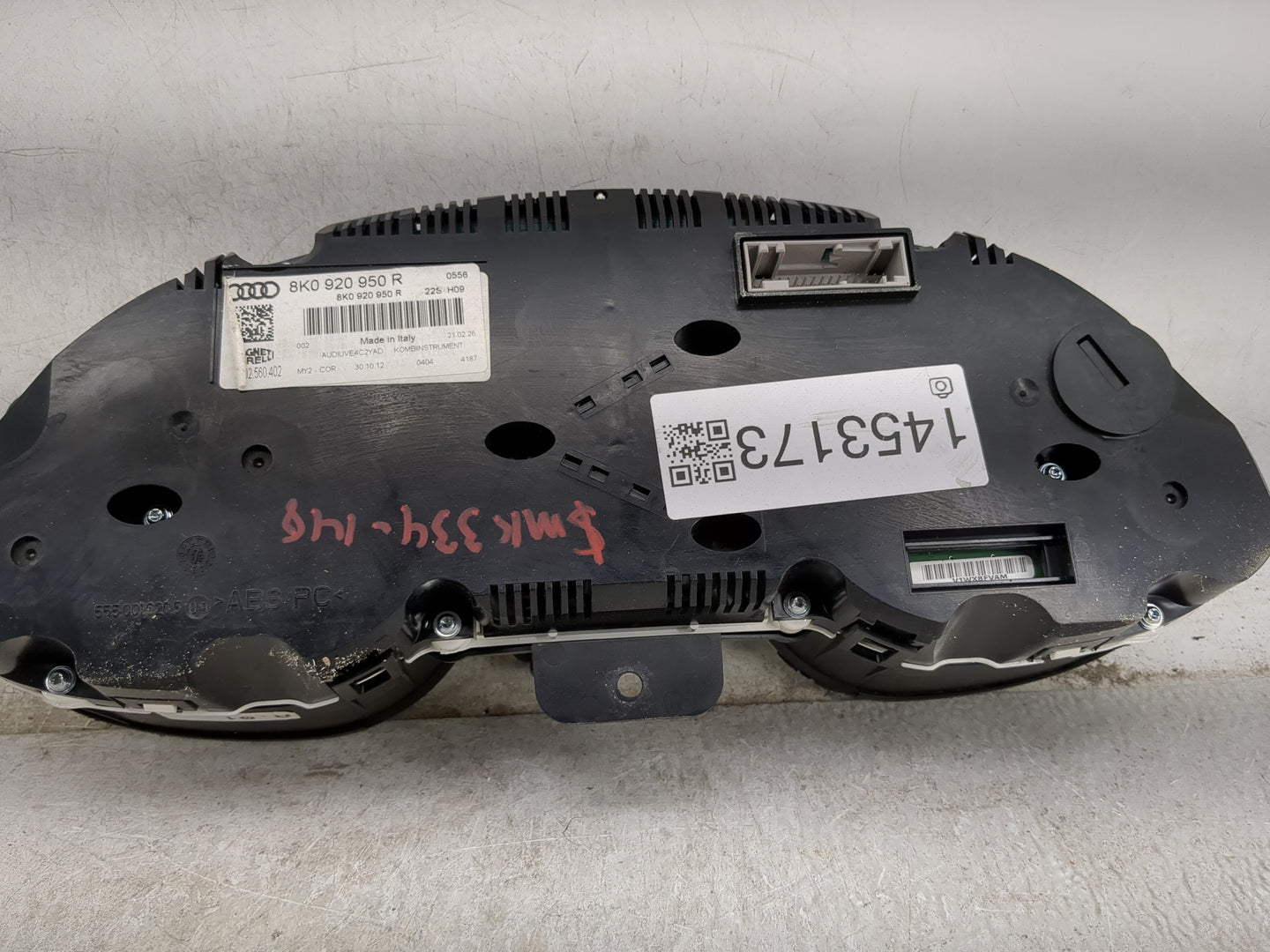 2013-2016 Audi A4 Instrument Cluster Speedometer Gauges P/N:8K0920950R Miles:86K Fits Fits 2013 2014 2015 2016 OEM Used Auto