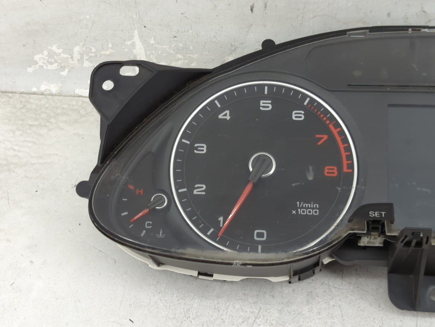 2013-2016 Audi A4 Instrument Cluster Speedometer Gauges P/N:8K0 920 950 R Miles: Fits Fits 2013 2014 2015 2016 OEM Used Auto