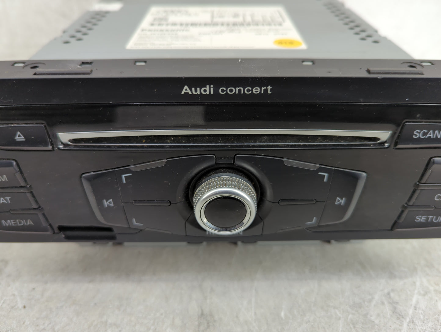 2013 Audi A4 Radio AM FM Cd Player Receiver Replacement P/N:8R1035186H CQ-JA12E2AE Fits Fits 2014 2015 2016 OEM Used Auto Pa