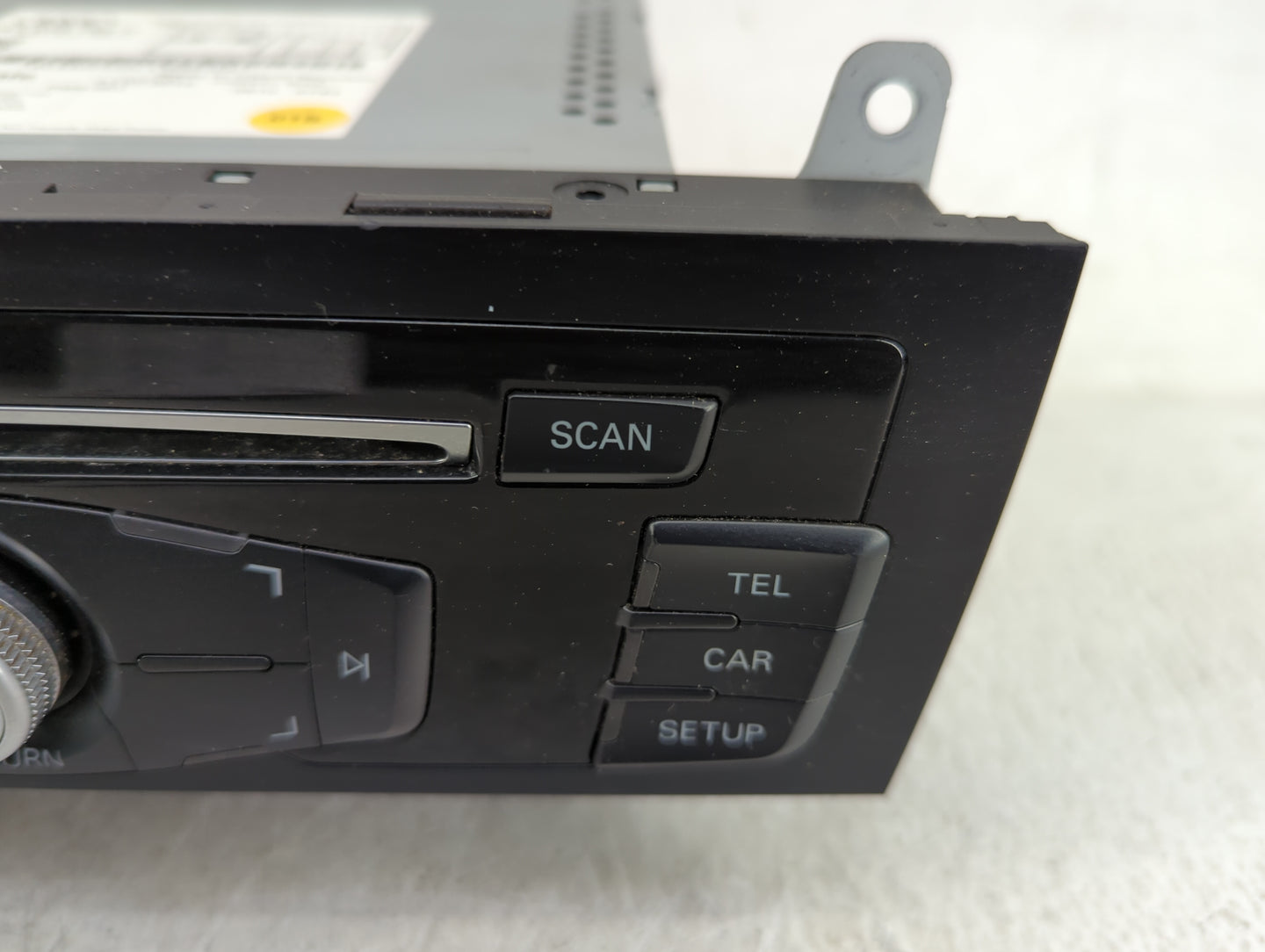 2013 Audi A4 Radio AM FM Cd Player Receiver Replacement P/N:8R1035186H CQ-JA12E2AE Fits Fits 2014 2015 2016 OEM Used Auto Pa