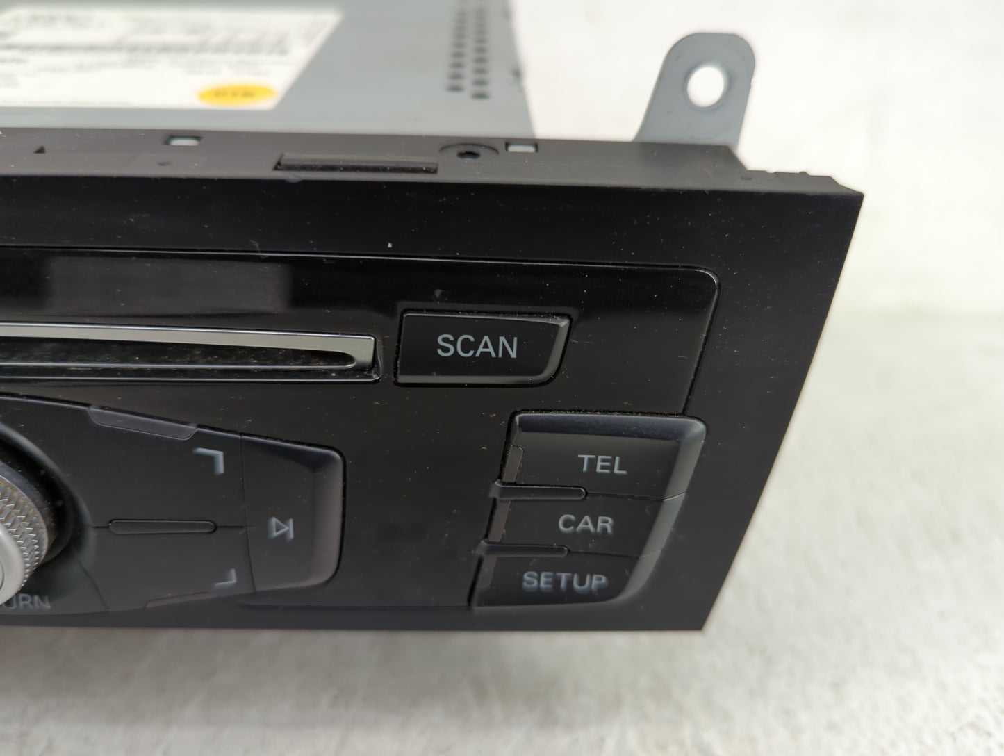 2013 Audi A4 Radio AM FM Cd Player Receiver Replacement P/N:8R1035186H CQ-JA12E2AE Fits Fits 2014 2015 2016 OEM Used Auto Pa