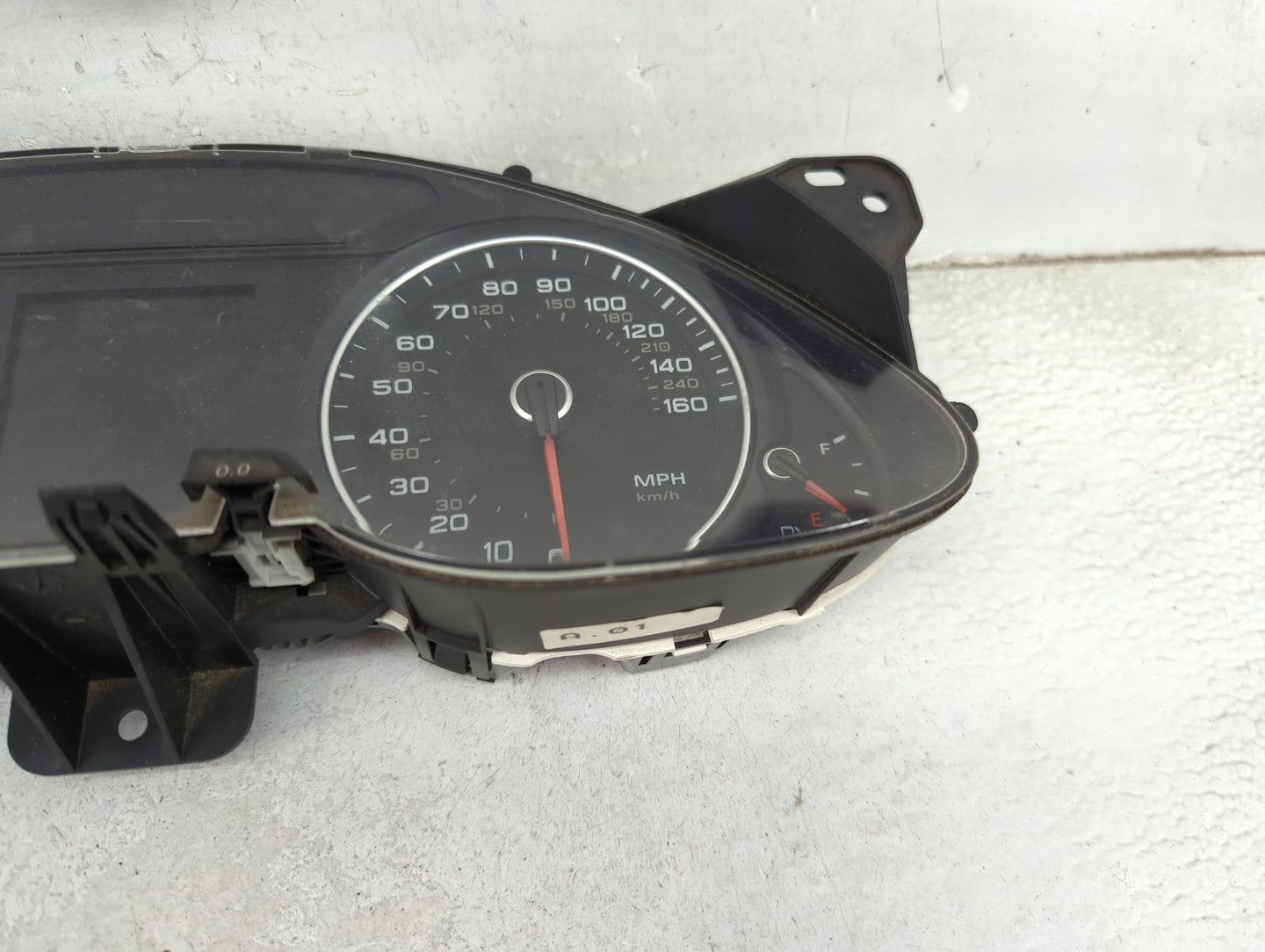 2013-2016 Audi A4 Instrument Cluster Speedometer Gauges P/N:8K0920982D 503002561302 Miles:137K Fits Fits 2013 2014 2015 2016