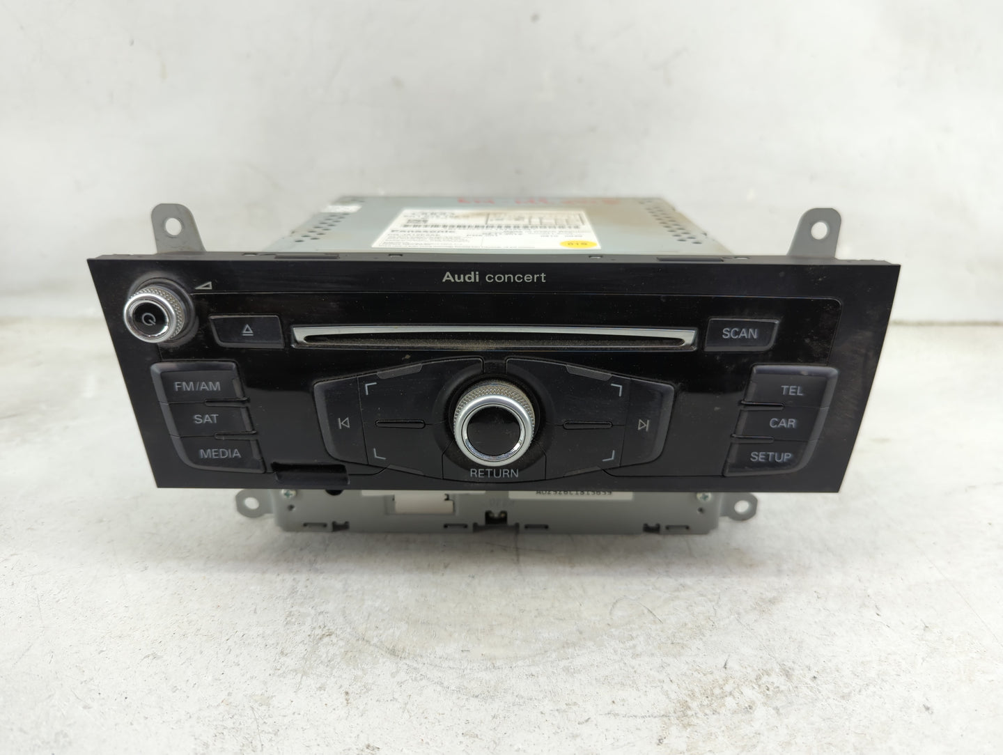 2013-2016 Audi A4 Radio AM FM Cd Player Receiver Replacement P/N:0810 0959 8R1 035 186 H Fits Fits 2013 2014 2015 2016 OEM U